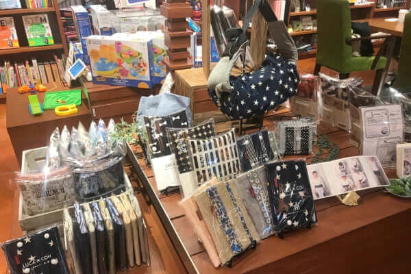 TSUTAYA BOOK STORE梅田MeRise/ルカコ