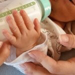 赤ちゃんの授乳と卒乳