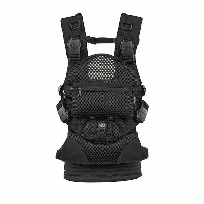 エアバギーの抱っこ紐テンポ(AIRBUGGY TEMPO)は新生児からメッシュで使える抱っこひも。新生児からメッシュでおしゃれに使えて、マグネットで簡単装着、セーフティーロックで安心！試着比較して購入できる店舗(東京下北沢・大阪)ルカコストアなら実際に試着比較して購入できます。