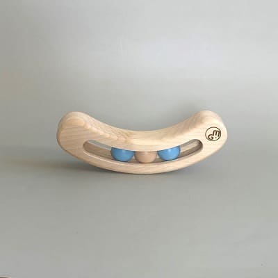 FAVA(ファーヴァ)お豆の赤ちゃんガラガララトル【マストロジェペット】木製知育玩具 日本製 ブルー×ホワイト