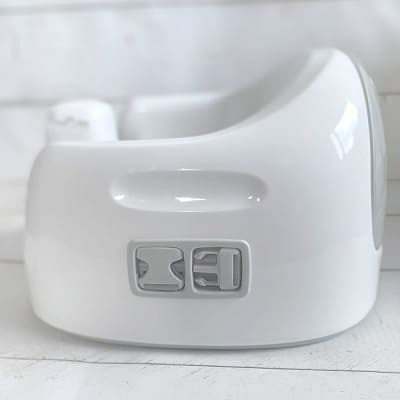 【バンボ マルチシート】離乳食やお食事ができるテーブル机付きのおしゃれな椅子バンボ正規品！大人用椅子に設置可、テーブル収納でスマート、高さ段階調節可(対象年齢約6か月～3歳15kg)で長く使えるお得なタイプ