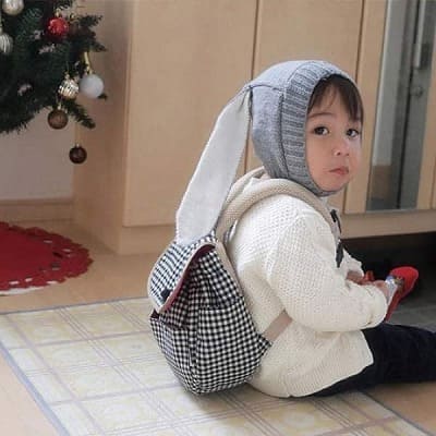 【ハーネス付きリュック】ダディッコ赤ちゃん・子供の迷子防止リュック 1歳誕生日一升餅のお祝いから4歳頃まで木製イニシャルチャームプレゼント 店舗試着可