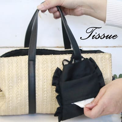 SAMOE(サモエ)フリル付きエチケットポーチ ブラック(ティッシュケースとさっと捨てれるごみ袋と小物入れポーチ）撥水加工洗濯可。