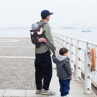 サンアンドビーチ(sun&beach)ohajiki(おはじき)(OM-1)新生児から3歳頃まで使える!日本製のおしゃれで軽い抱っこ紐！日本人体型にフィット、落下防止（おんぶも簡単サポート）ベビー安全ベルト付。サンアンドビーチ正規取扱店ルカコストアで試着比較購入可